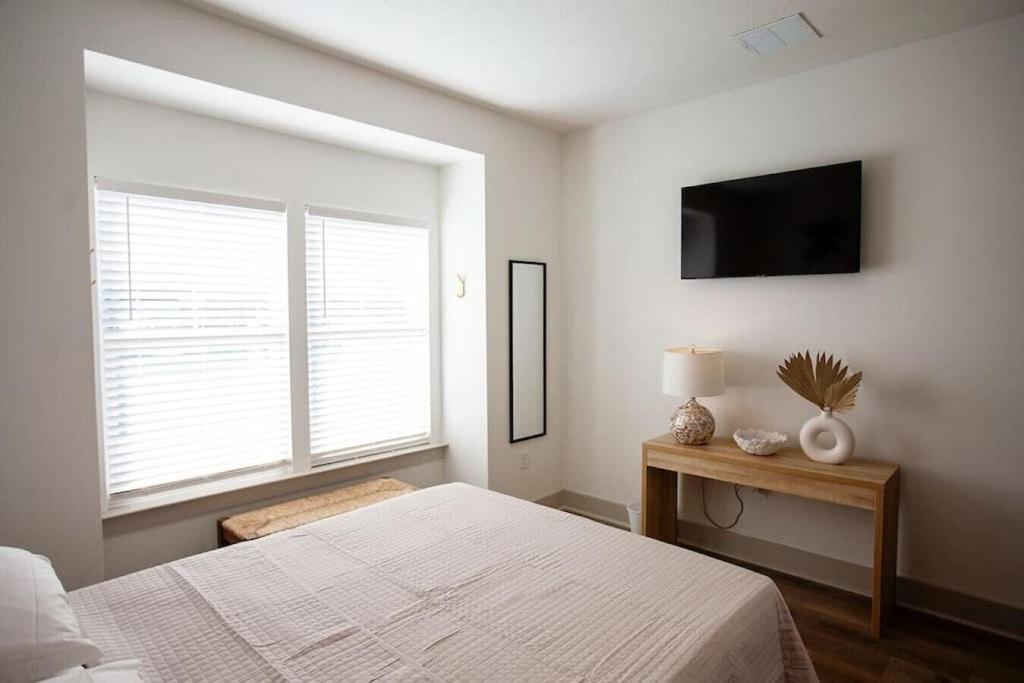 パナマシティービーチ Coral Reef - Brand New Build, Pet Friendly, Private Pool! Sleeps 9!ヴィラ エクステリア 写真