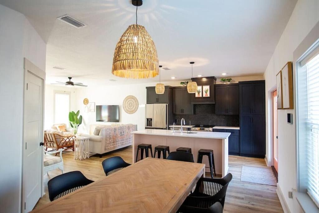 パナマシティービーチ Coral Reef - Brand New Build, Pet Friendly, Private Pool! Sleeps 9!ヴィラ エクステリア 写真